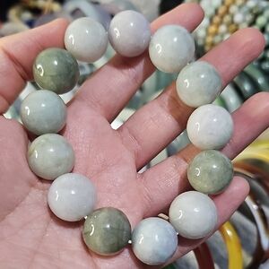 18MM Burmese Jadeite Jade Beaded Bracelet